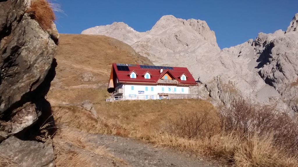 Gasthof Zum Loewen Sankt Jakob im Lesachtal 외부 사진